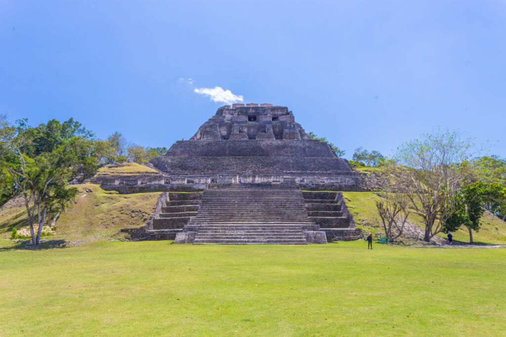 Xunantunich_DuarteDellarole-3-scaled